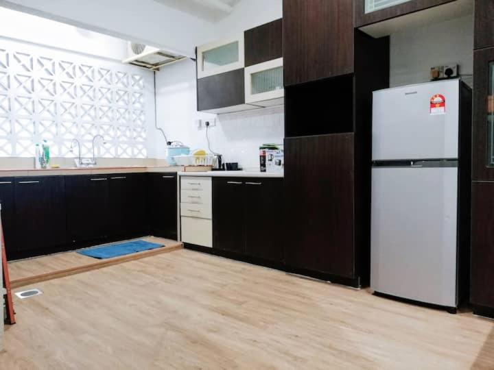 3 Rooms 10 Pax Vka Near Lrt Axiata Bkt-Jalil Imu Apu Куала Лумпур Екстериор снимка